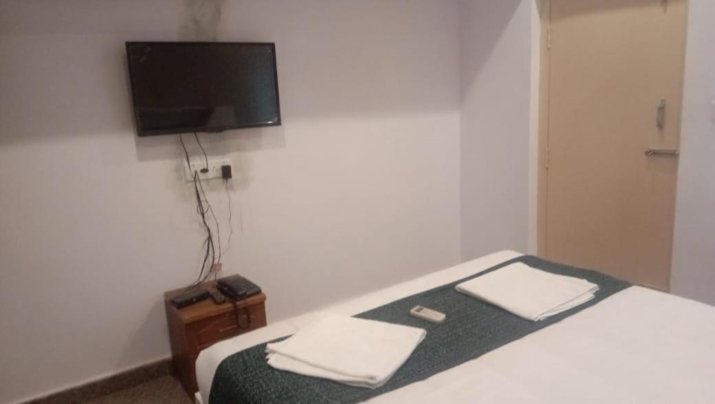 Airport Residency Hotel Devanahalli Екстериор снимка
